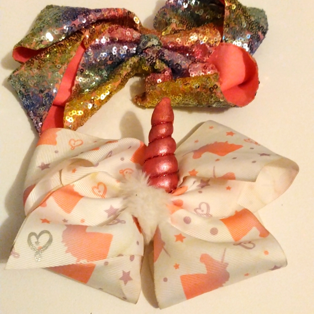 Jojo bows